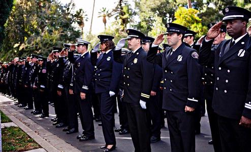 Saluting the Fallen